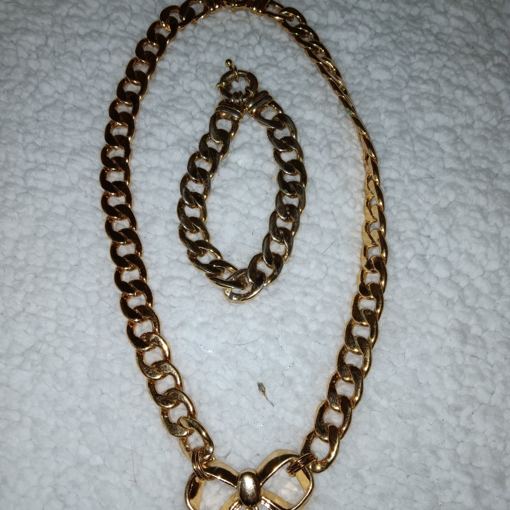 Juicy Couture Bow Necklace